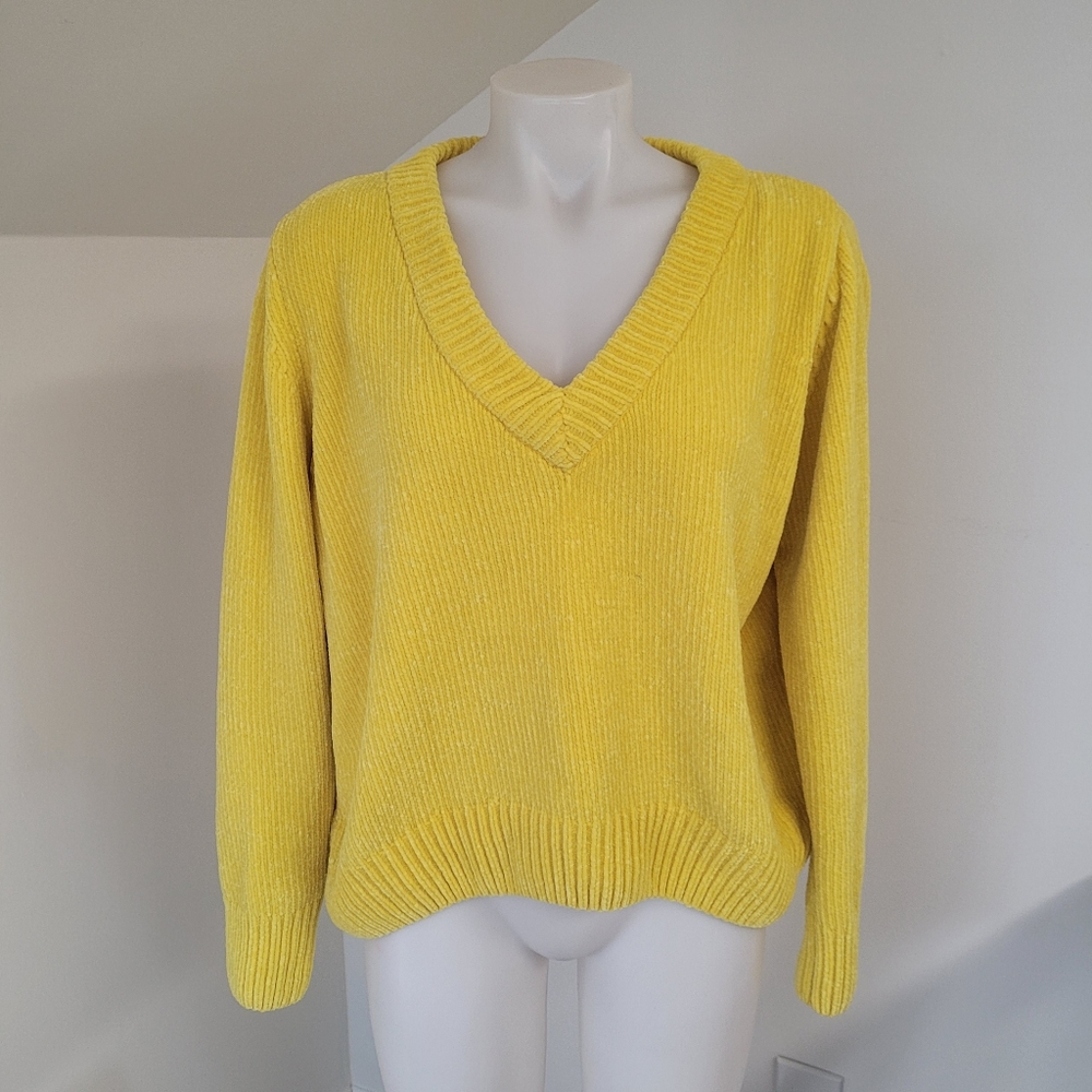 JUST WOMEN'S SWEATER